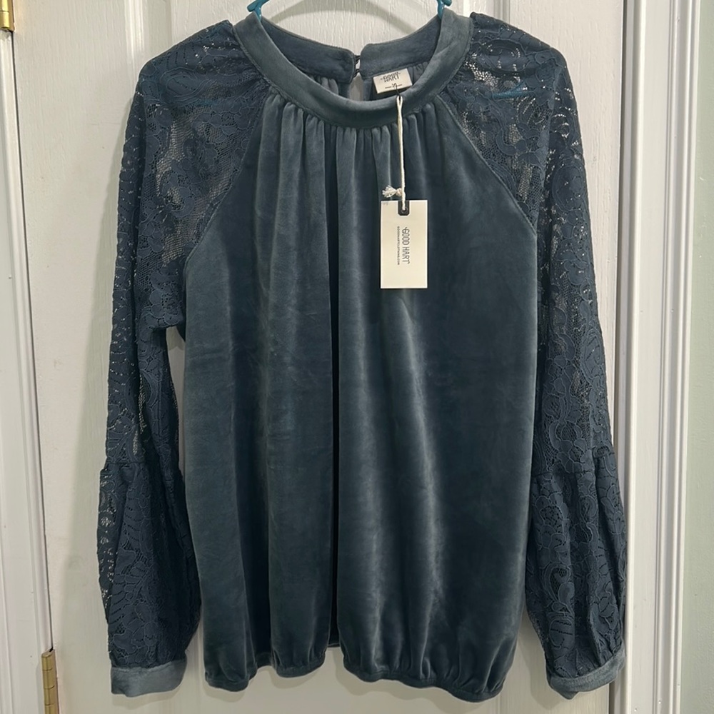 Good Hart Velvet blouse Abbeville
